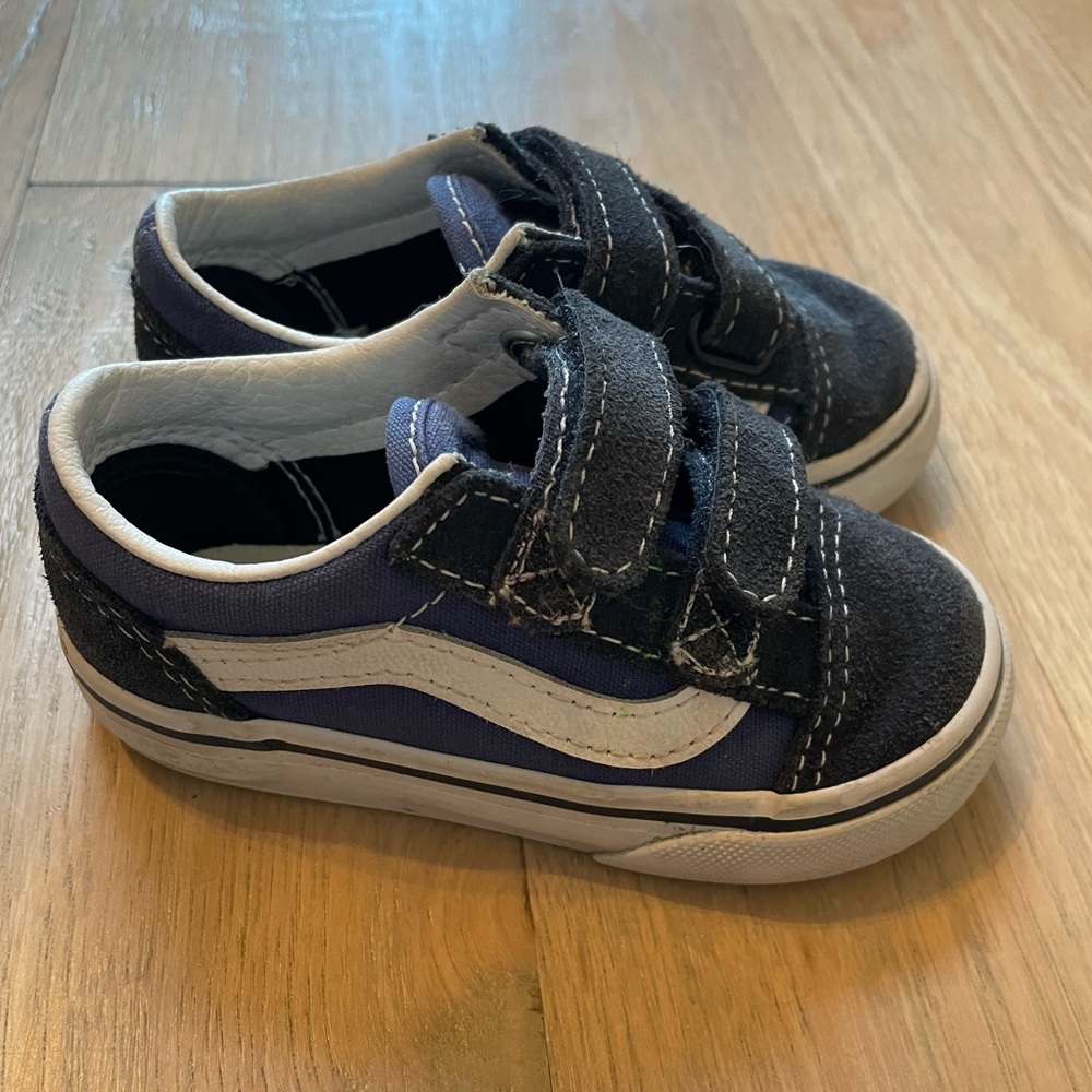 Toddler Old Skool Vans Size 6 - Blue